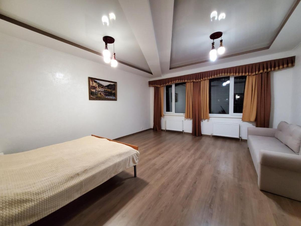 GUEST HOUSE УМАНЬ (Украина) - Квартиры посуточно - от 3475 RUB | NOCHI